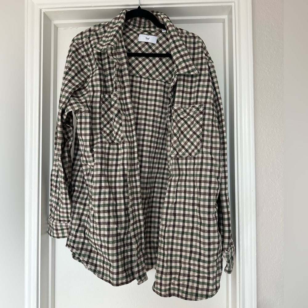 Aritzia button down top